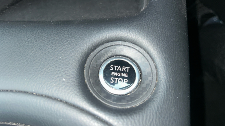 Nissan Juke 1.0 DiG-T 114 N-Connecta 5dr Petrol Hatchback